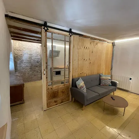 Classic Plaza Real Apartment Barcelona