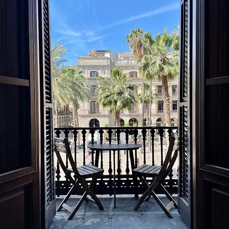 Classic Plaza Real Apartment Barcelona