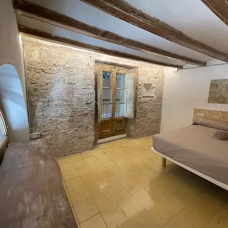 Classic Plaza Real Apartment Barcelona
